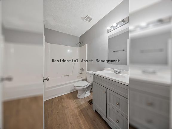 5th image of 3610 Willow Creek Ct