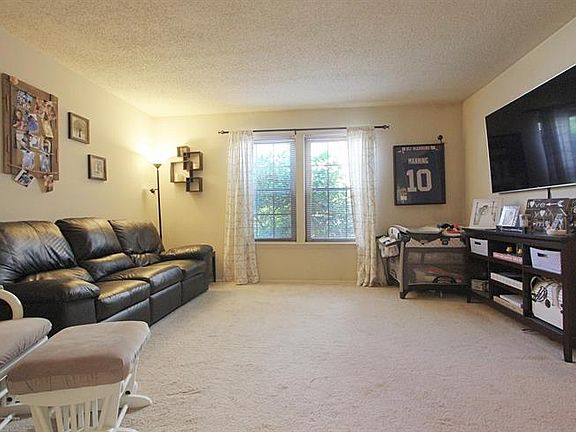 4th image of 206 Owls Nest Ct