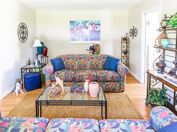 5th image of 7991 Wynbrook Ln