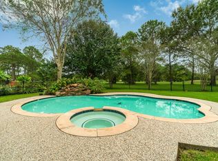 15139 Diana Ln, Houston, TX 77062