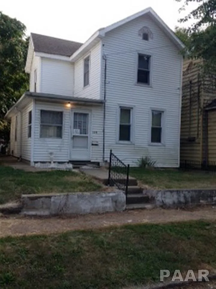 608 E Pennsylvania Ave photo 1