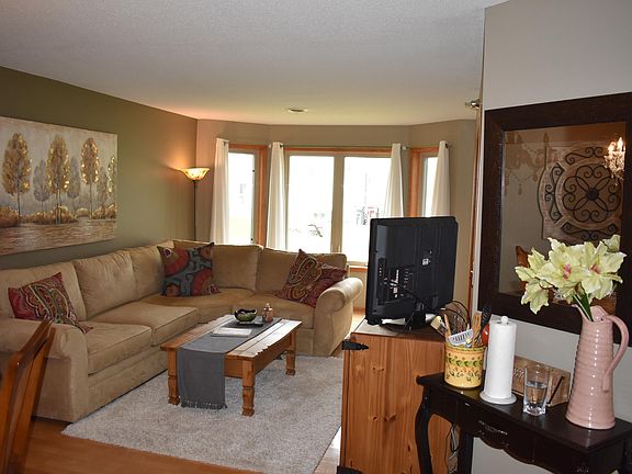 5th image of 509 6th Ave W APT 102
