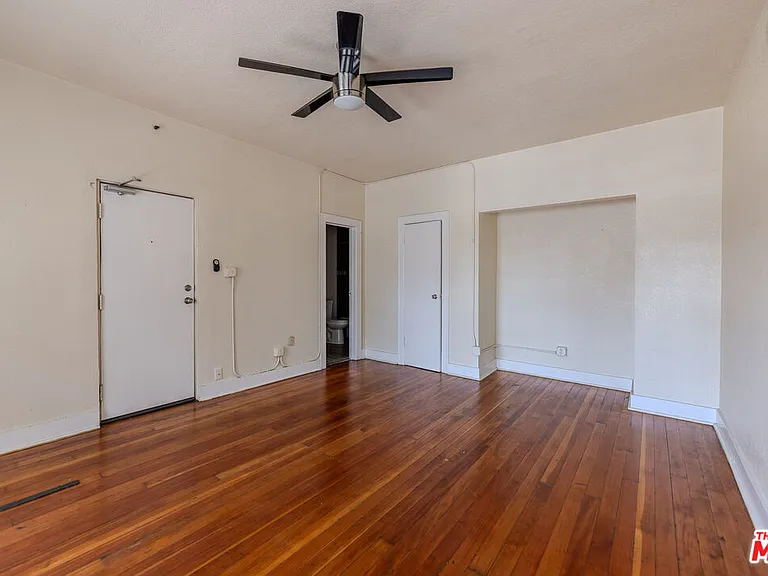 661 Shatto Pl #301 — Photo 6
