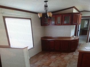 404 Southwick Rd TRLR 45, Westfield, MA 01085