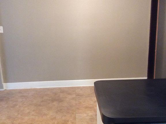 Dining area adjacent to kitchen