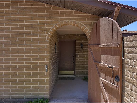 5th image of 820 Del Mar Dr
