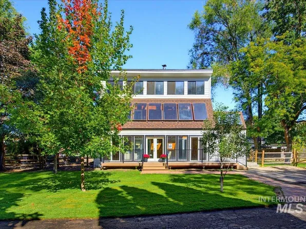 3718 N Collister Dr, Boise, ID 83703