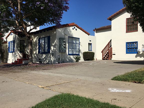 5th image of 2167 Catalina Blvd