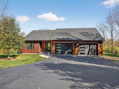 27 Hillside Avenue, Falmouth, ME, 04105