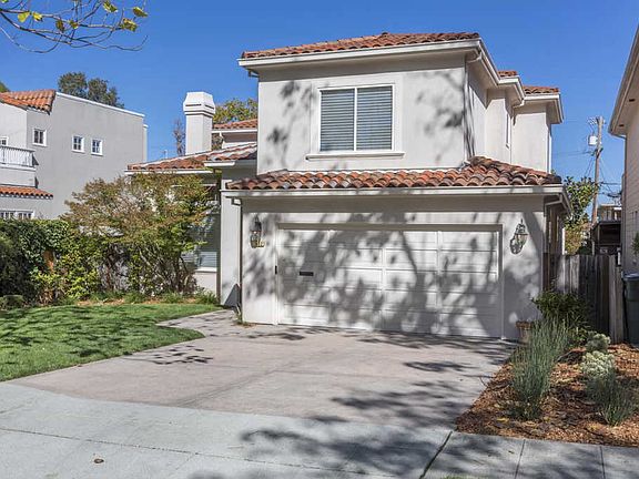 2nd image of 1432 Balboa Ave