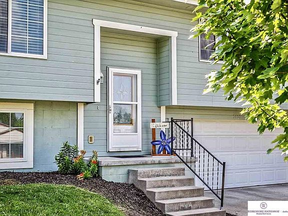 2nd image of 5457 S 49th Ave