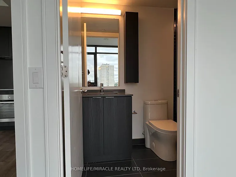 86 Dundas St E #1603 — Photo 19