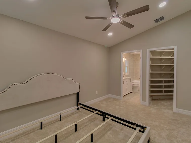 131 Andrews Rd — Photo 12