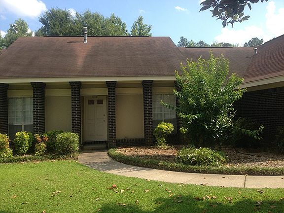 2nd image of 114 Continental Dr