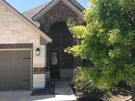 4th image of 208 Maxwell Dr