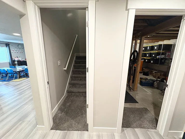 1128 N Coachman Ln — Photo 29