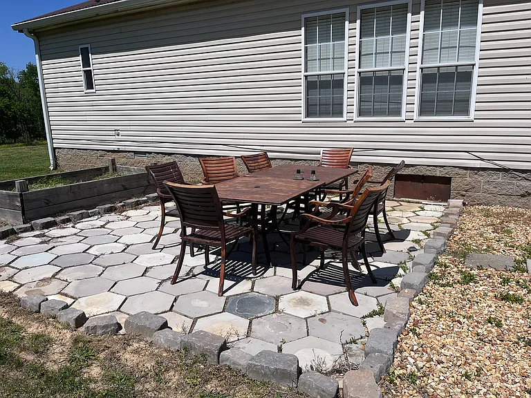 1000 Raintree Ln — Photo 9