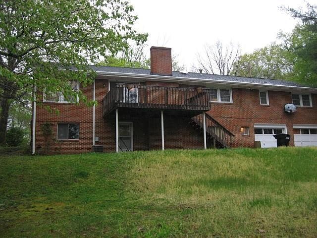 2nd image of 3524 Verona Trl