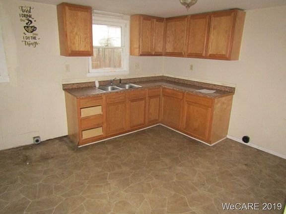5th image of 213 Franklin Ave #215