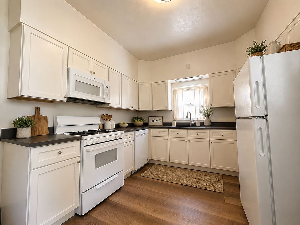 1st image of 6333 Phillips Ave #493