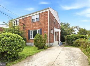 7632 W Park Dr, Hyattsville, MD 20783