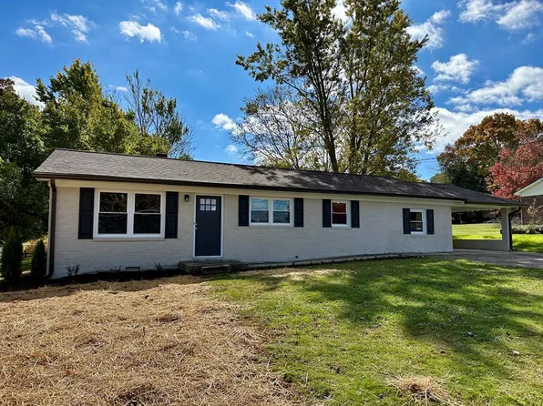1438 Cranberry Rd, Galax, VA 24333