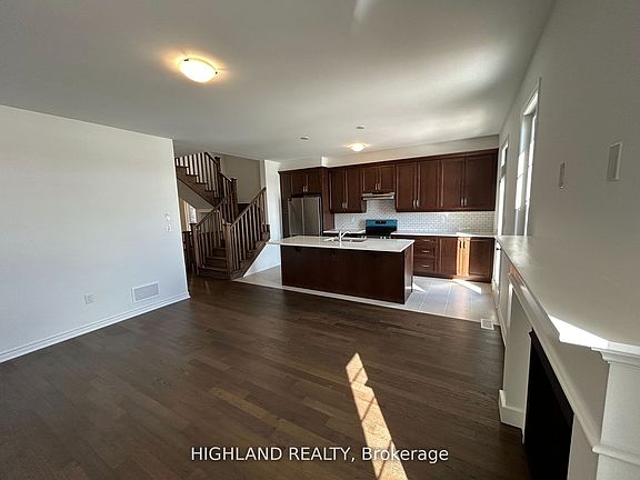 5th image of 1186 Stacey Cres