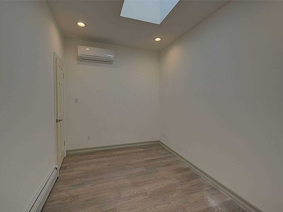 4th image of 57-67 Xenia St #1F