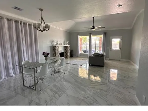 9219 Chester Park Dr, Houston, TX 77064