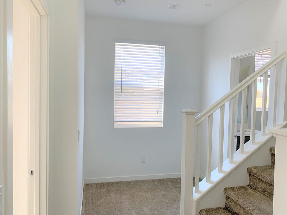 1st image of 2849 E Clementine Dr