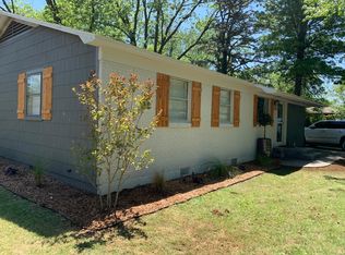 305 N 10th St, Rogers, AR 72756