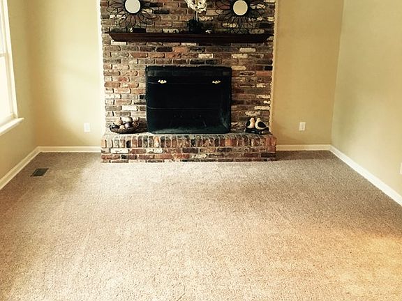 2nd image of 303 Fair Oaks Ct