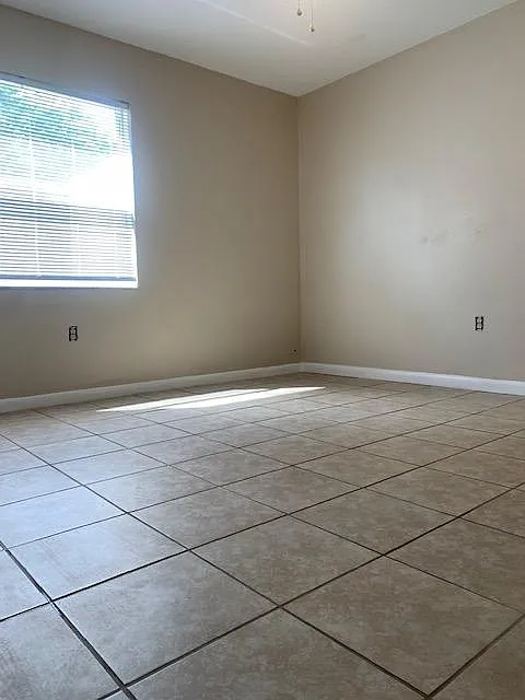 2 bed, 846 sqft, $1,795 — Photo 4