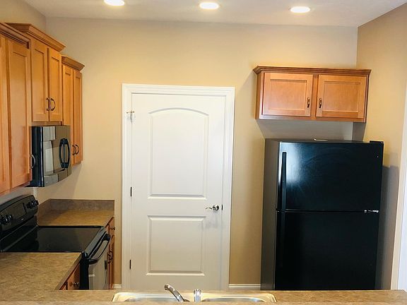4th image of 104 Northwynd Cir #B