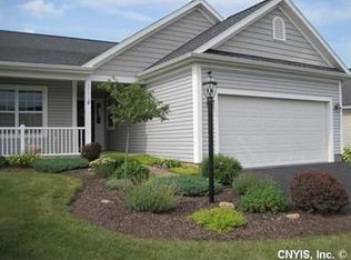 3791 Neptune Ln, Syracuse, NY 13209