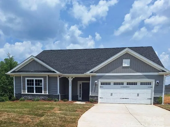 230 Mountain Island Dr #39, Statesville, NC 28677