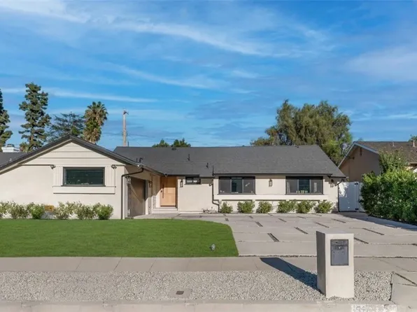 5722 Le Sage Ave, Woodland Hills, CA 91367