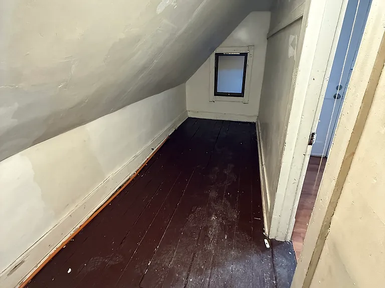 64 Irion St #3 — Photo 4