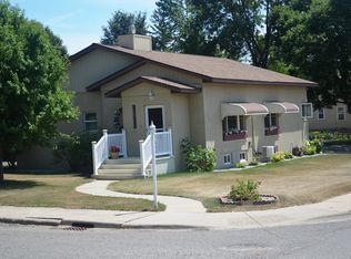 101 E 8th St, Starbuck, MN 56381