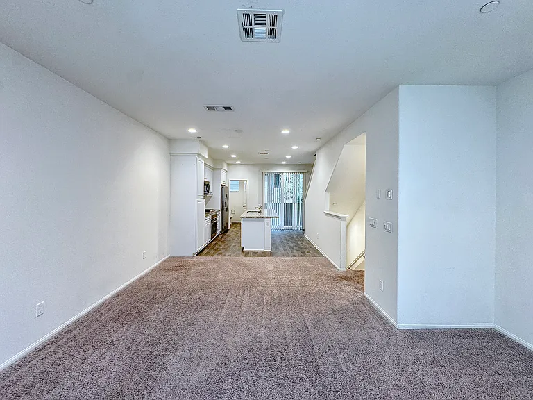 7416 Solstice Pl — Photo 6