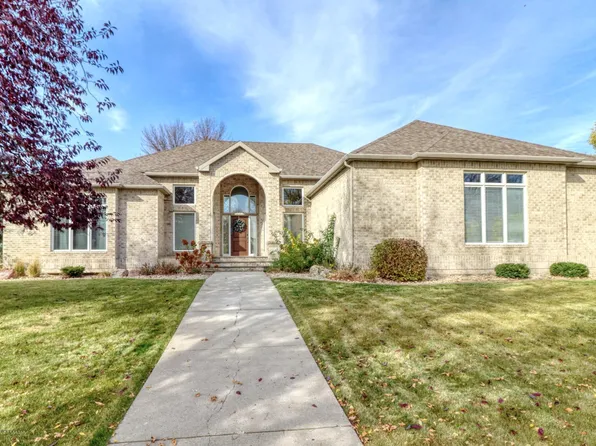 4119 Timberline Dr S, Fargo, ND 58104