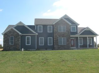 8873 Lake Drive Rd SE, Hebron, OH 43025