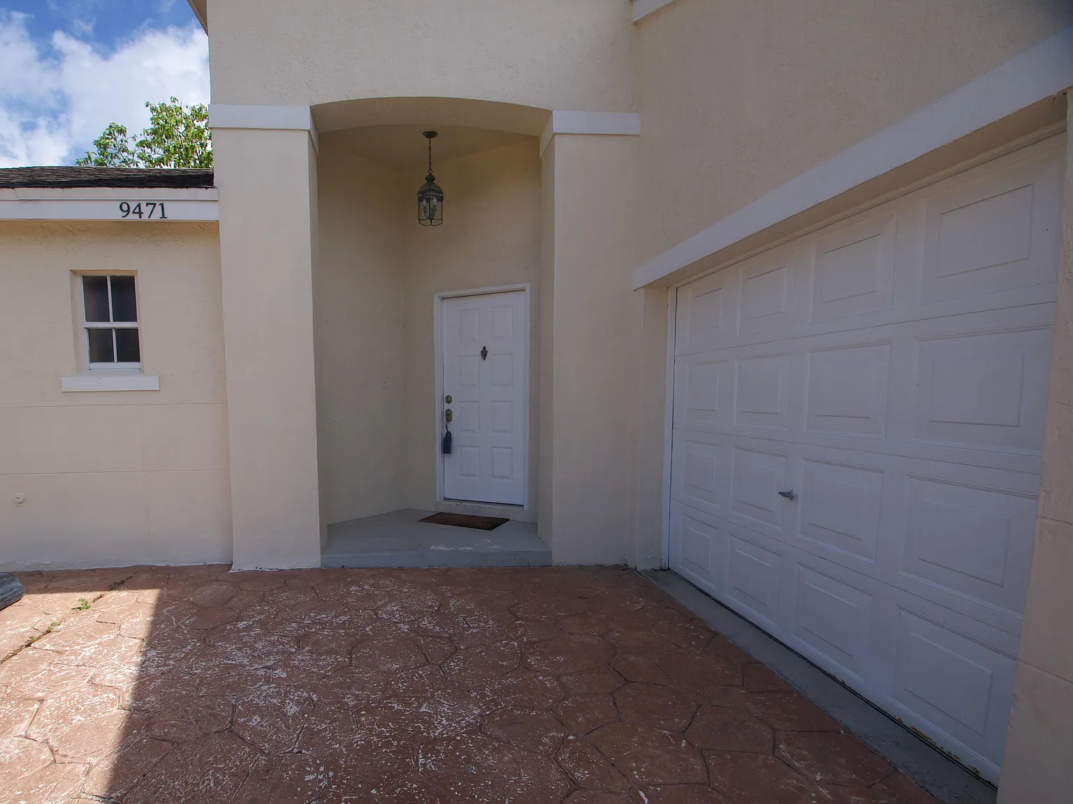 3 bed, 2.0 bath, 1494 sqft, $3,500 — Photo 2