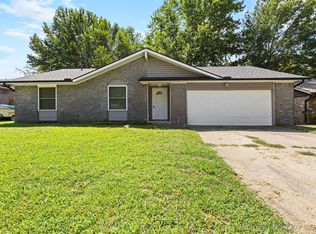 245 W Durham St, Broken Arrow, OK 74011