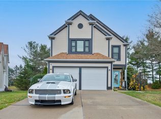 1043 Harvest Ct, Coraopolis, PA 15108