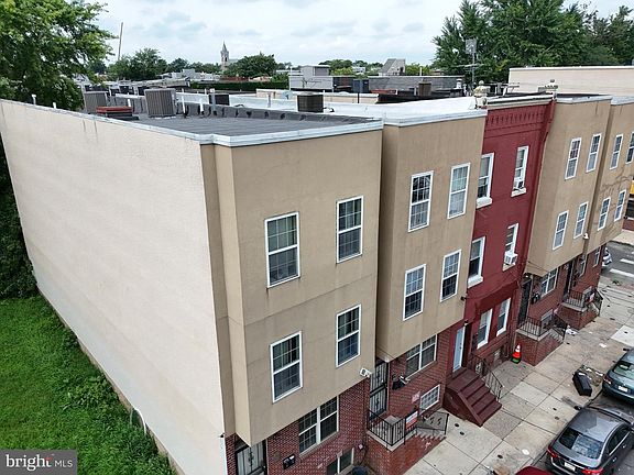 2nd image of 1950 N 18th St