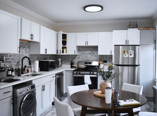 839 W Cornelia Ave #N20, Chicago, IL 60657