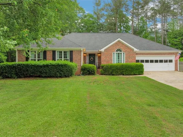 1050 Chestnut Hill Cir SW, Marietta, GA 30064