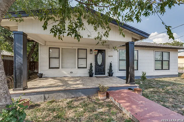 3 bed, 1.5 bath, 1088 sqft, $1,400 — Photo 2