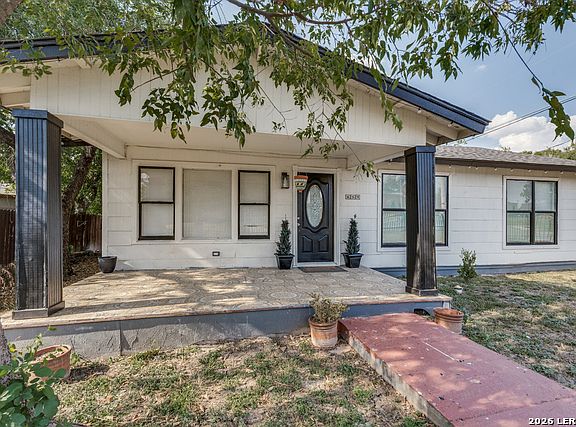 2nd image of 659 Hot Wells Blvd